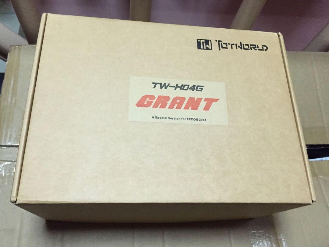 Transformers Toyworld Grant TWH04G Grand Maximus Fortress Headmaster