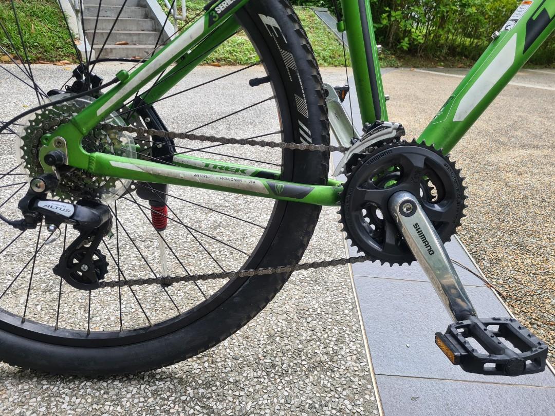 2012 trek 2025 3700