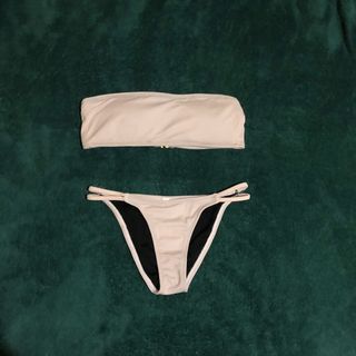 (Category: ) located in . Submitted by samimimo (Listing ID 1133802419, Image 1). Description: .