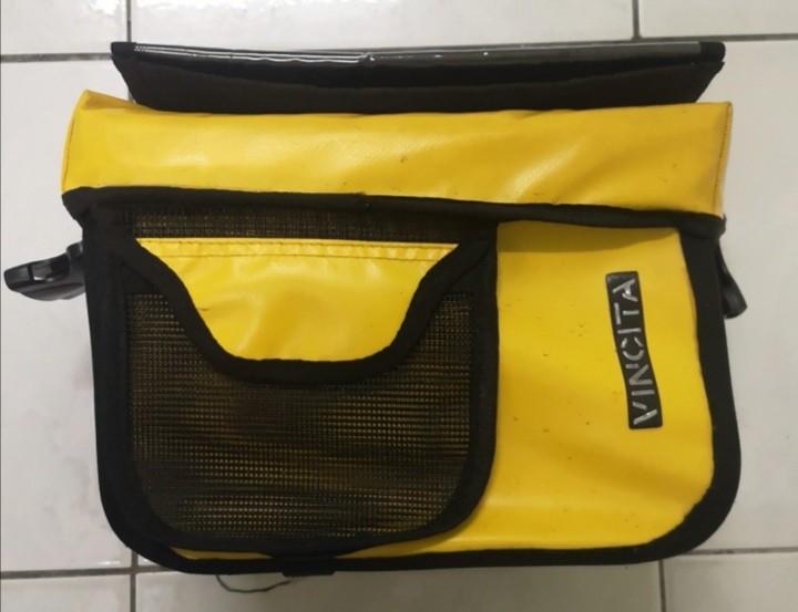 Vincita Waterproof handlebar bag Sports Equipment Bicycles