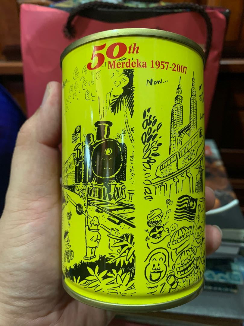 Vintage Lat Comic Merdeka Ayam Brand Tin, Hobbies & Toys, Collectibles ...