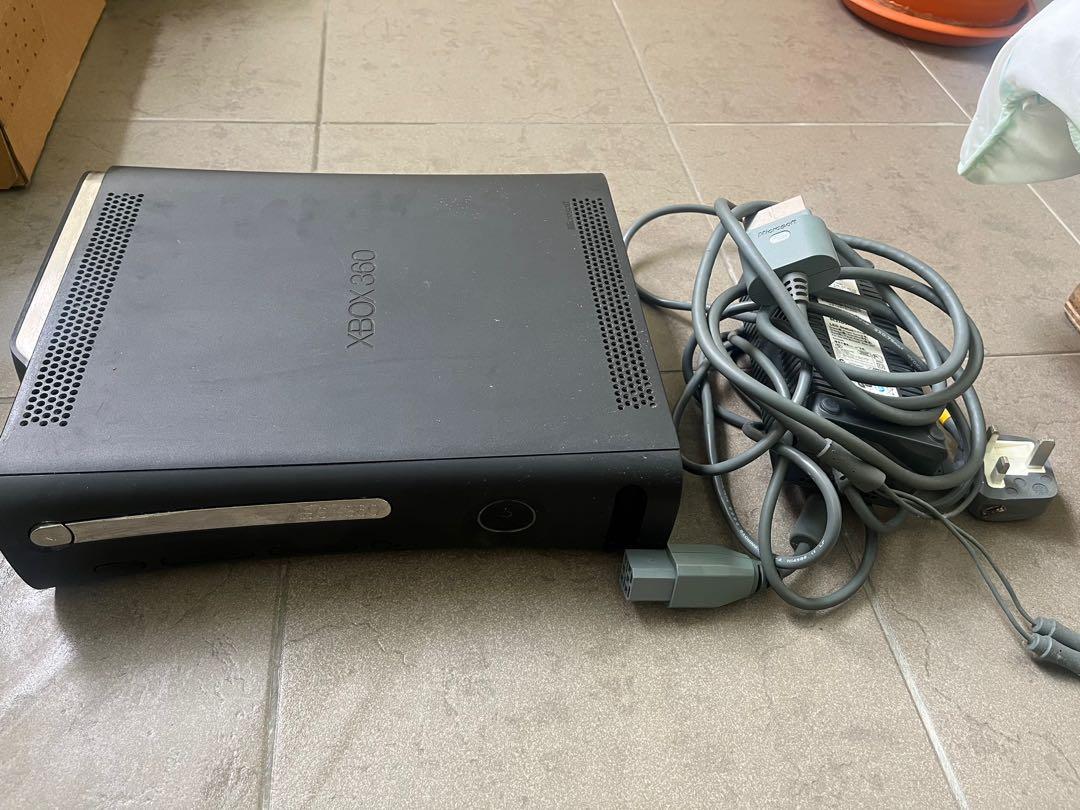 Xbox 360 with controller, Video Gaming, Gaming Accessories ...