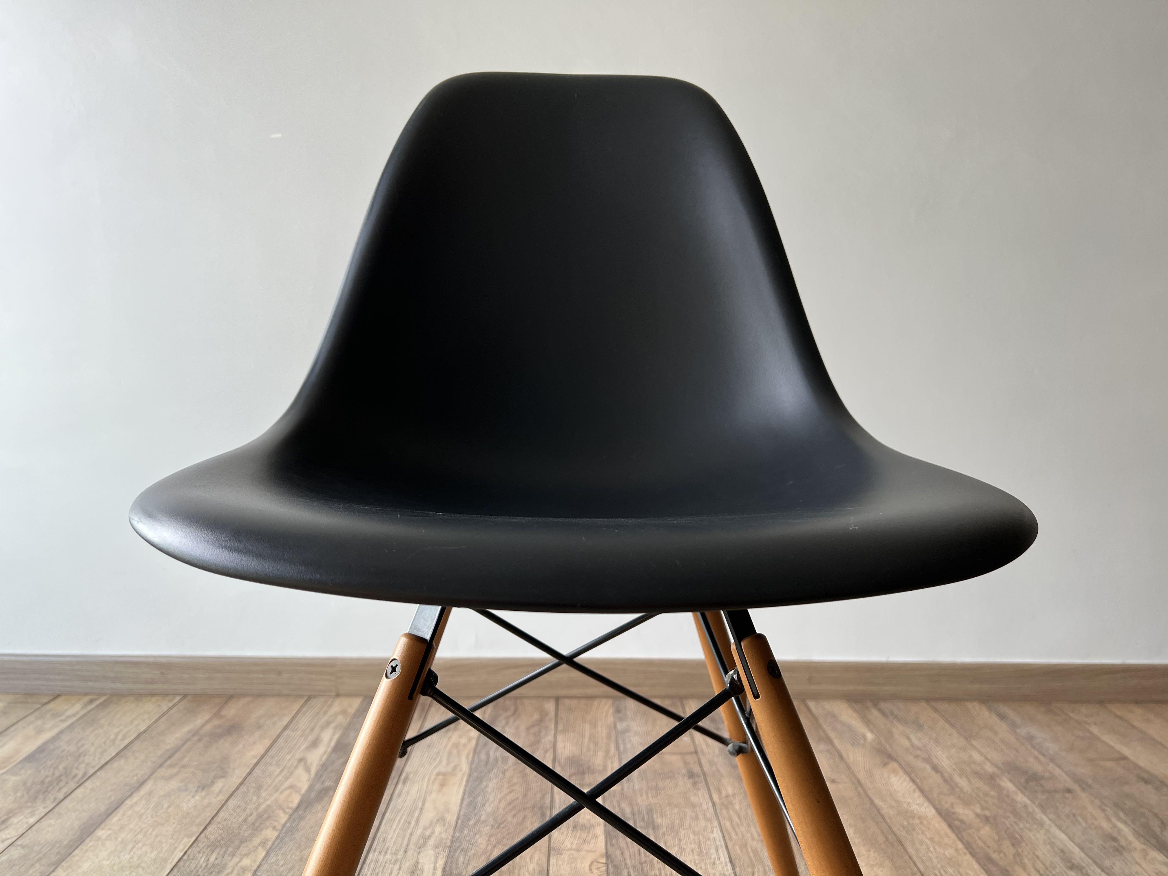 vitra dsw eames plastic side chair