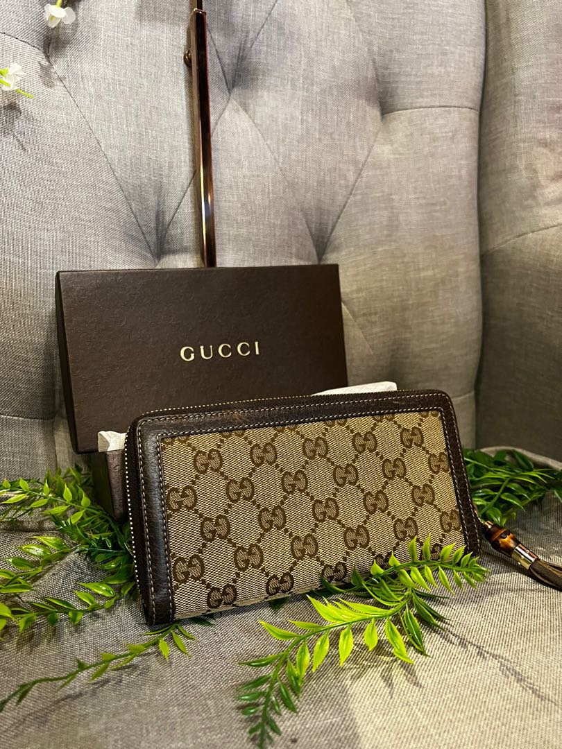 Authentic GUCCI WALLET, Luxury, Bags & Wallets on Carousell