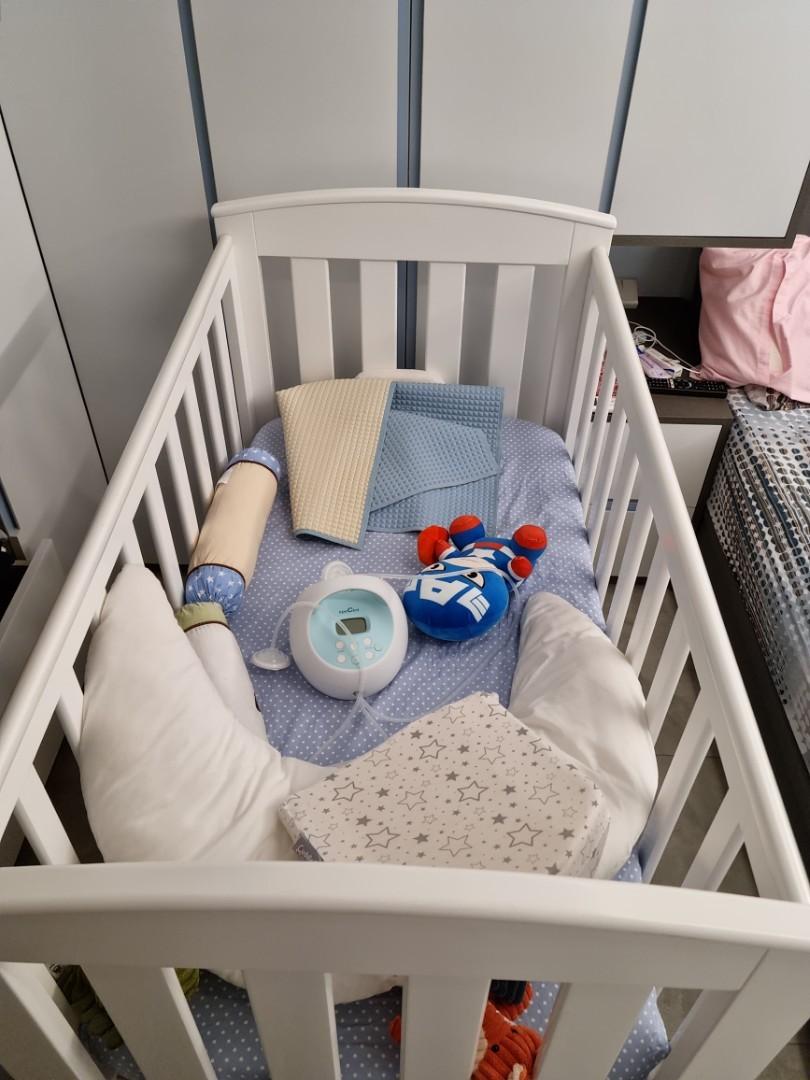 Baby kingdom baby cot 130 x 70 cm with mattress