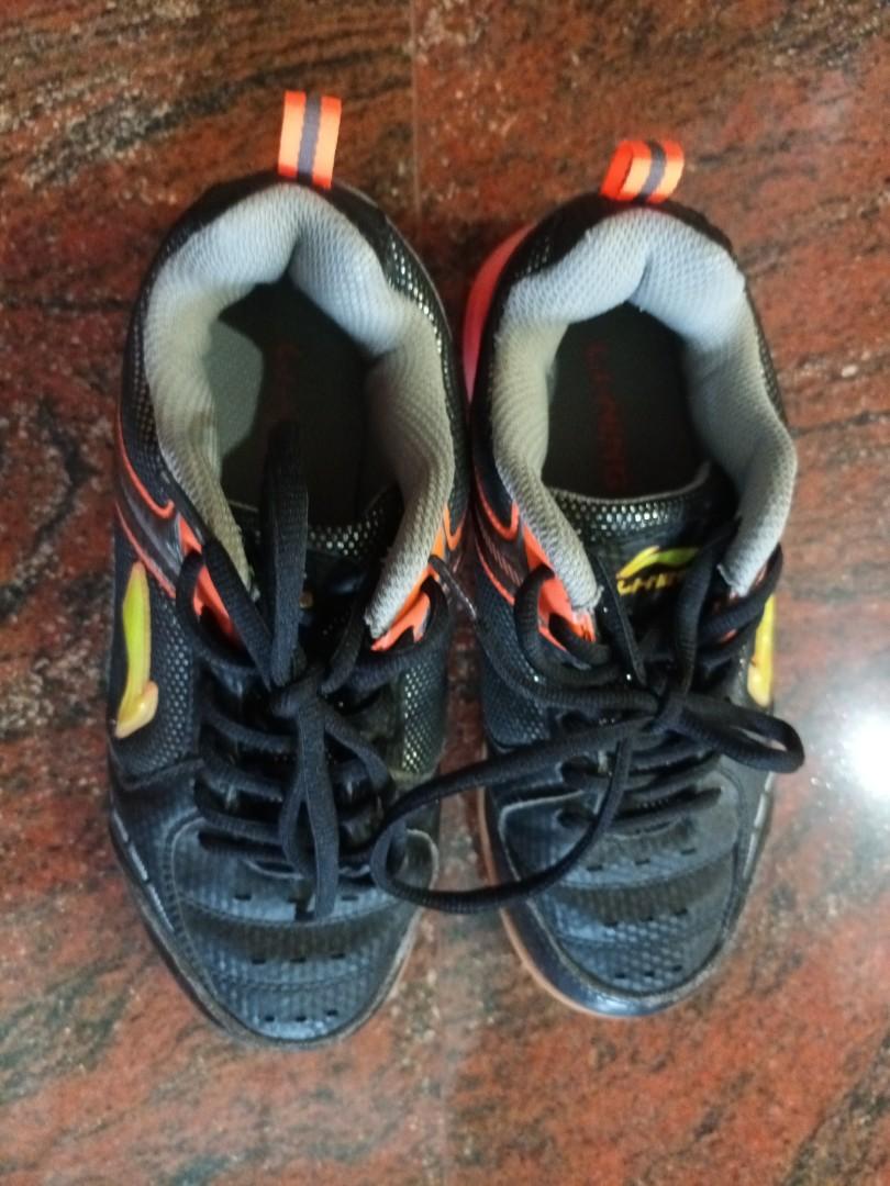 Badminton top shoes sale