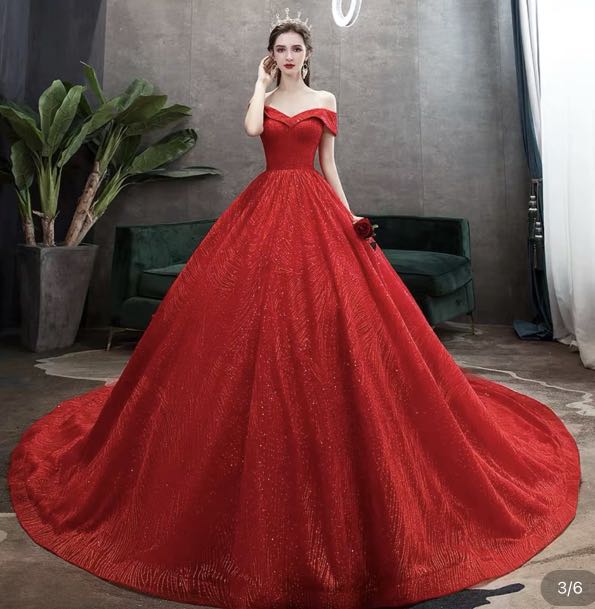 Beautiful red gown outlet