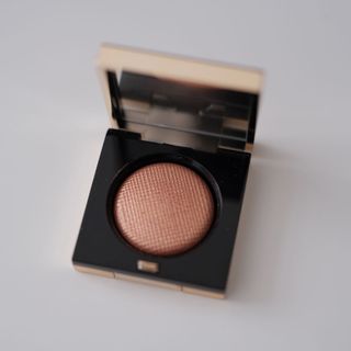 （分類：）位於 。 由 makeup.com 提交（商品編號 1134005159，圖片 1）。簡介： 。
