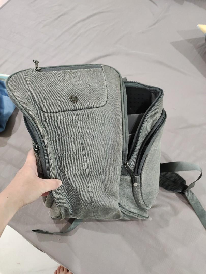 Booq hotsell cobra squeeze