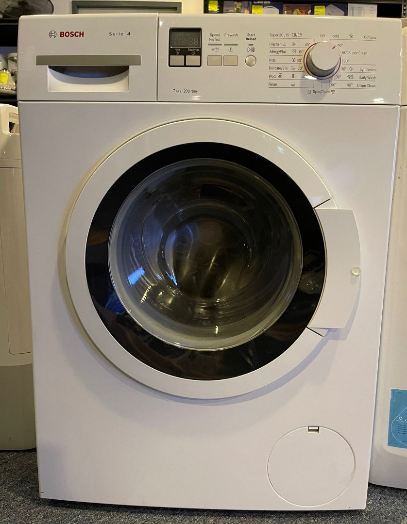 BOSCH Serie 4 Washing machine, front loader 7 kg 1200 rpm