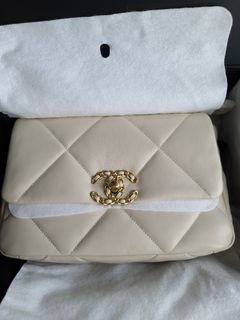 （分類：）位於 。 由 krisluvshopping 提交（商品編號 1134128856，圖片 1）。簡介： 。
