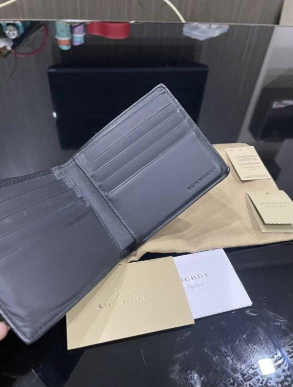 Burberry wallet 2019 hot sale