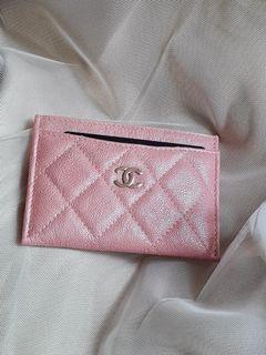 AUTH CHANEL 19S Iridescent Caviar Flat Card Holder CC PEARLY Blue