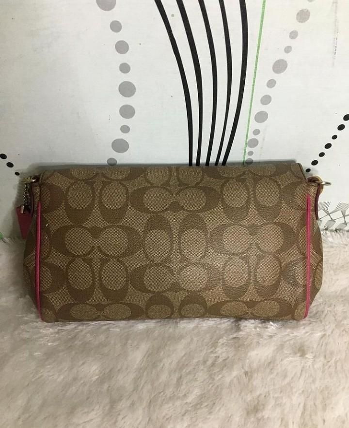 COACH MADE IN VIETNAM, Fesyen Wanita, Tas & Dompet di Carousell