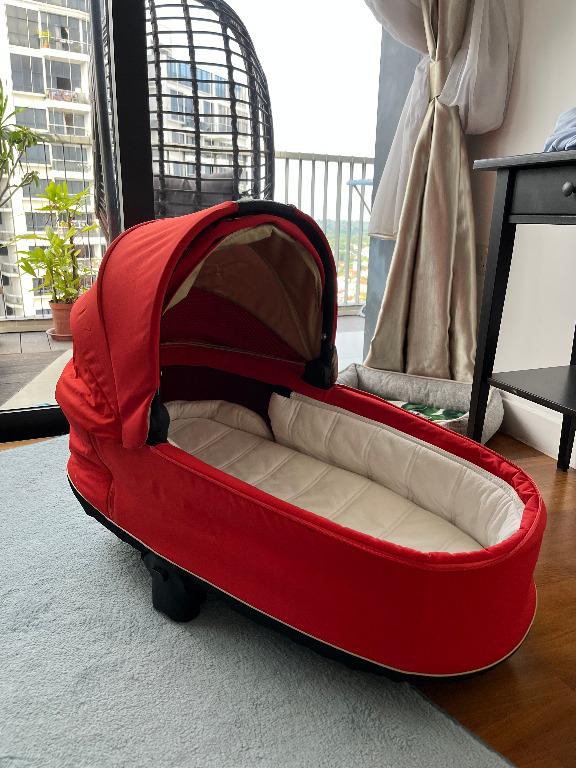 Cybex priam red new arrivals