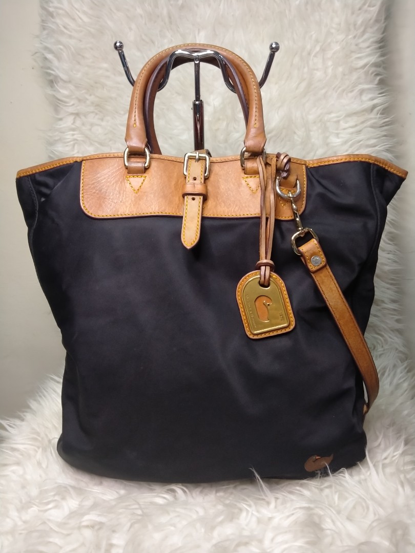 Dooney and Bourke tote bag nylon Luxury Bags Wallets on Carousell
