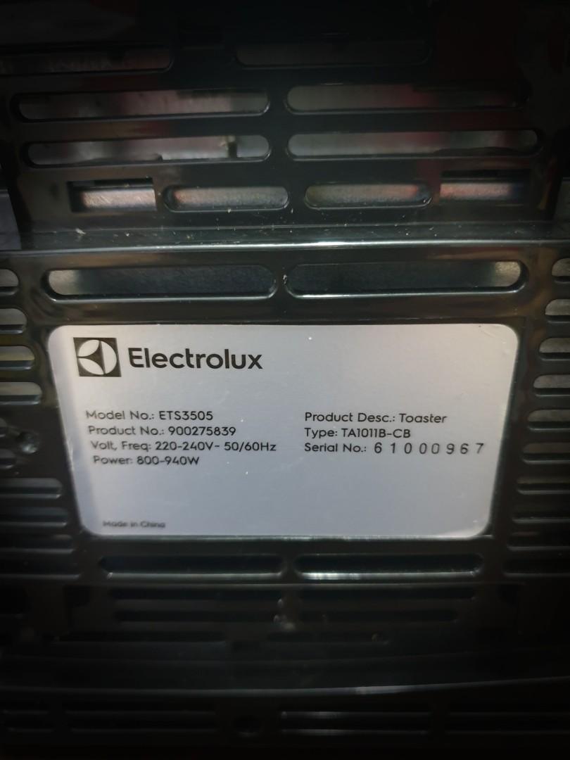 Electrolux ETS3505 Bread Toaster with integrated Bun Warmer, TV & Home