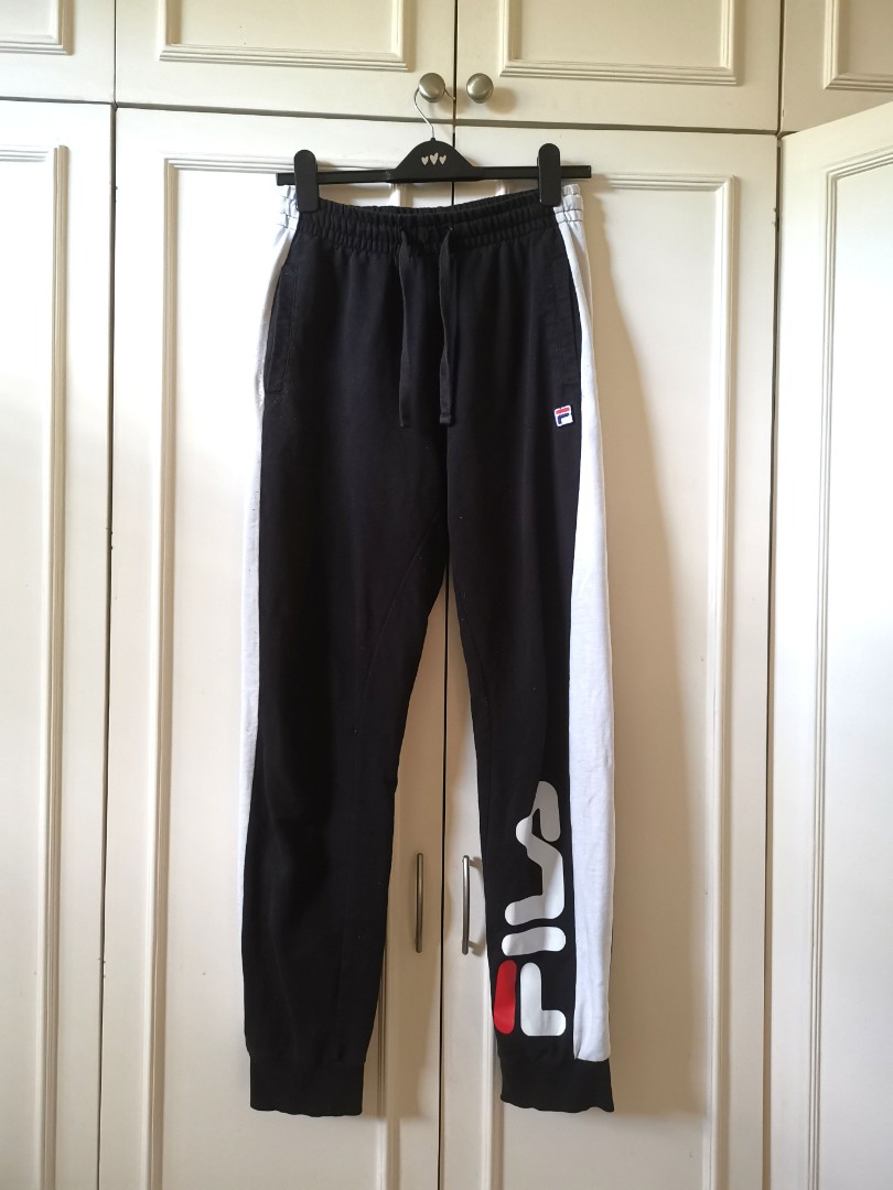 fila black joggers