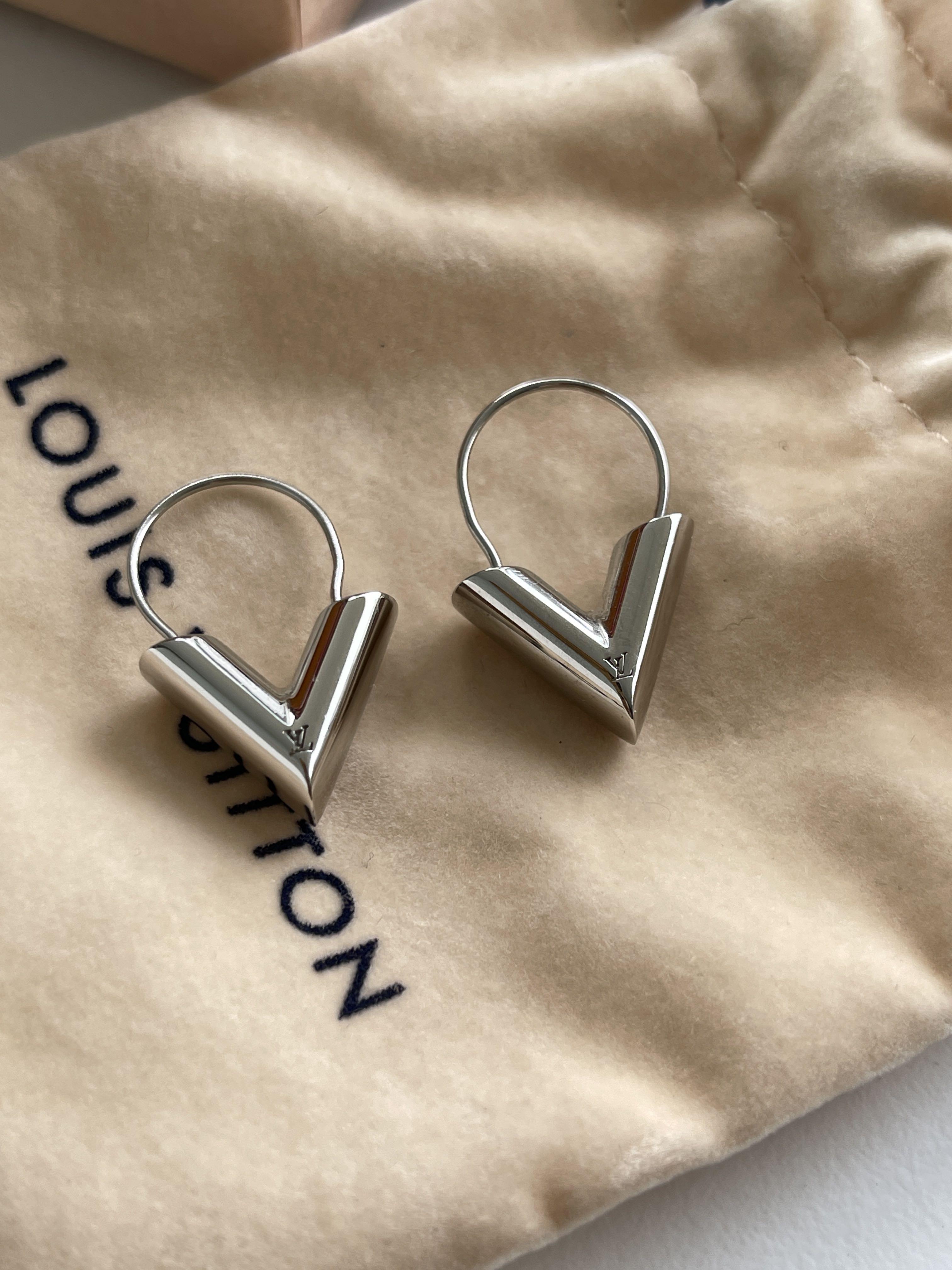 Louis Vuitton Essential V Earrings Silver Metal