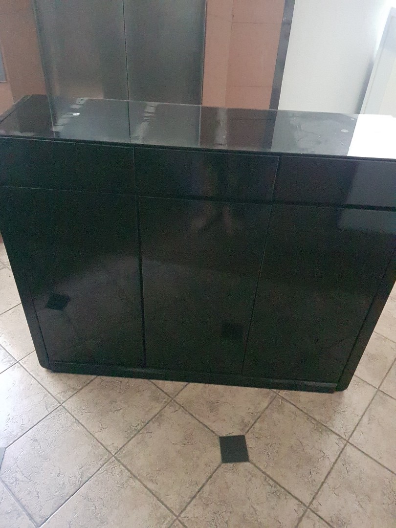 Glass top shoe bought at 350 selling at 100, Furniture & Home