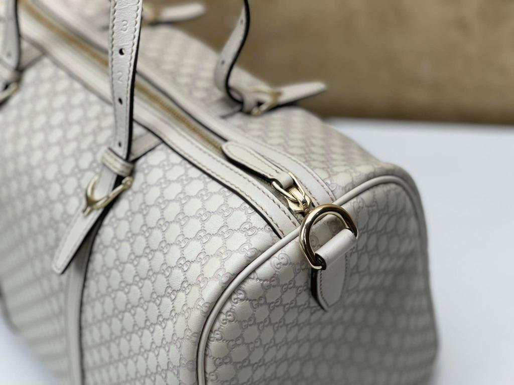 Gucci 322231 on sale