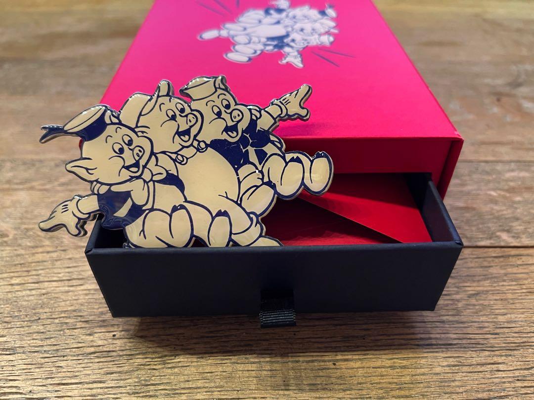 Gucci, Other, Gucci Three Little Pigs Red Envelope