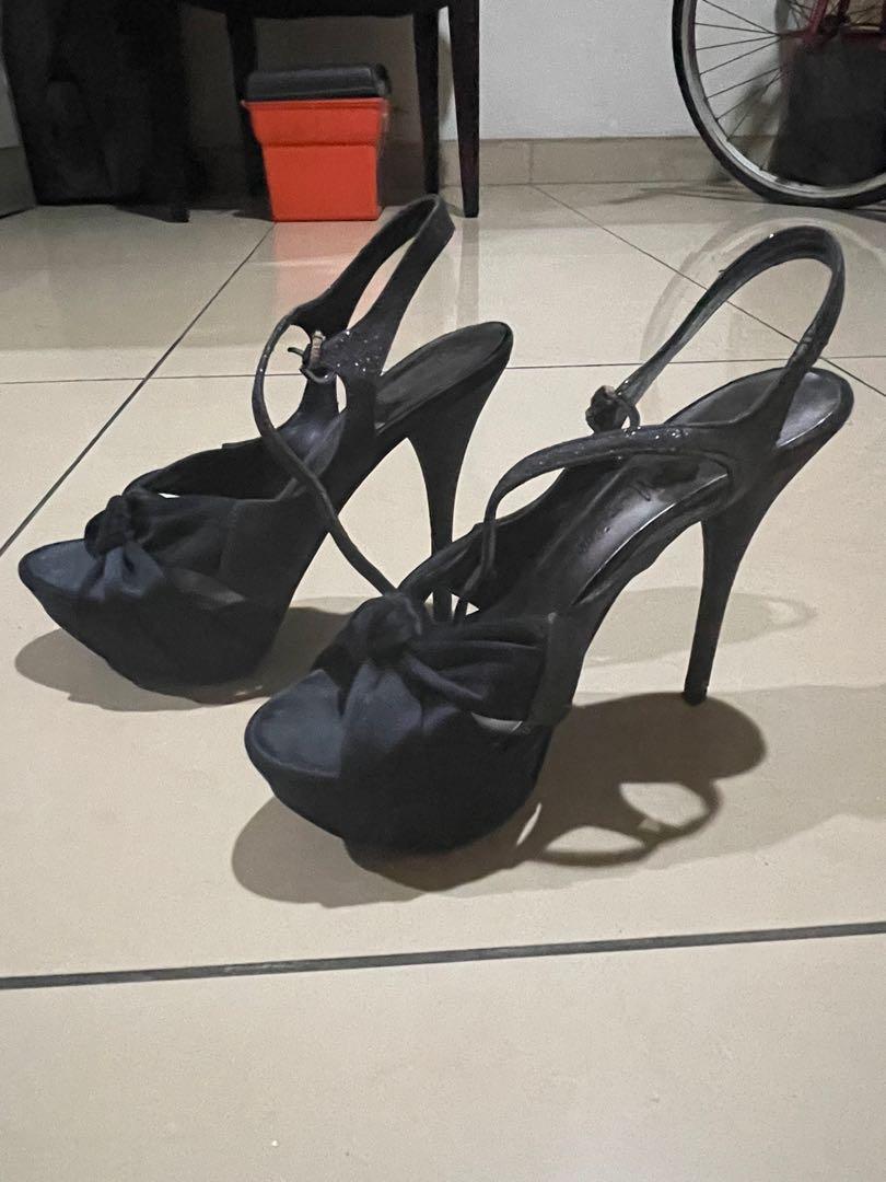 guess by marciano heels