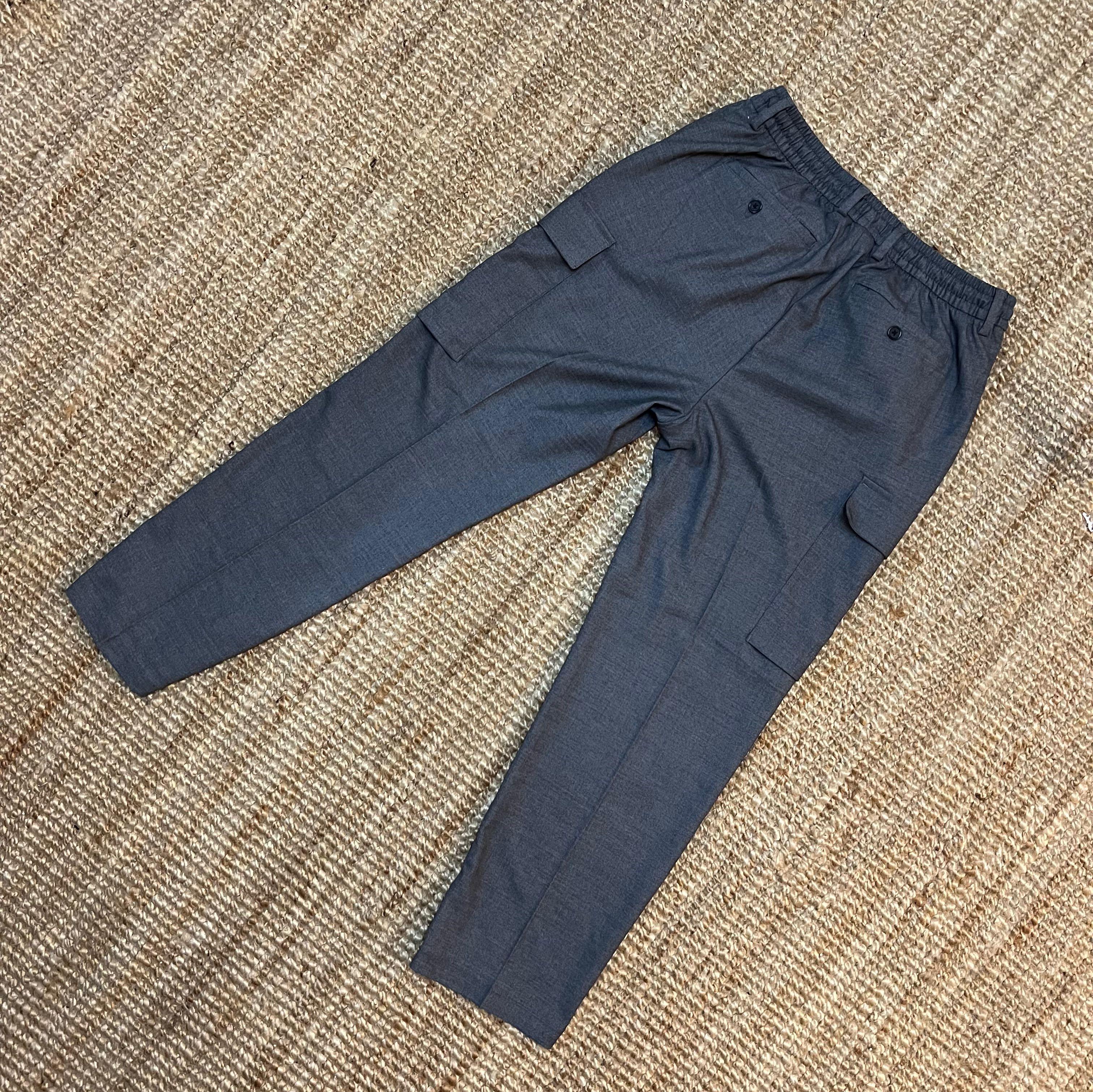 H M CARGO SLACK PANTS Men s Fashion Bottoms Trousers on Carousell