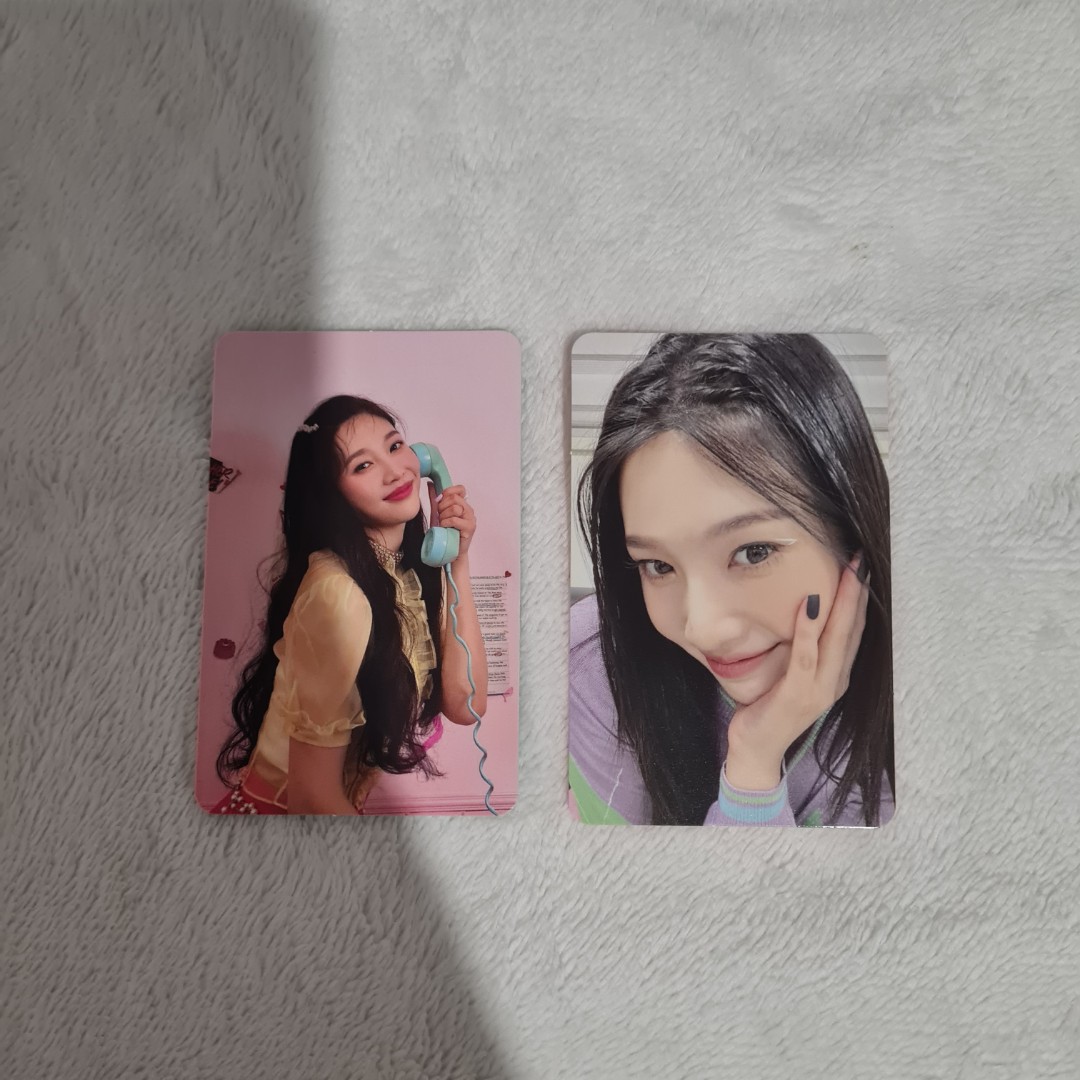Red Velvet Joy Queendom Photocards (SET), Hobbies & Toys, Memorabilia