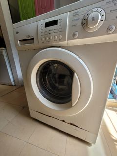 (Category: ) located in . Submitted by chloesbazaar (Listing ID 1133991305, Image 1). Description: .