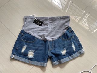 (Category: ) located in . Submitted by yllllll (Listing ID 1133976165, Image 1). Description: .
