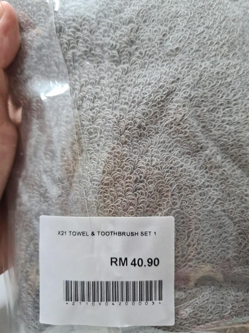 Muji face towel & toothbrush set, Furniture & Home Living, Bedding