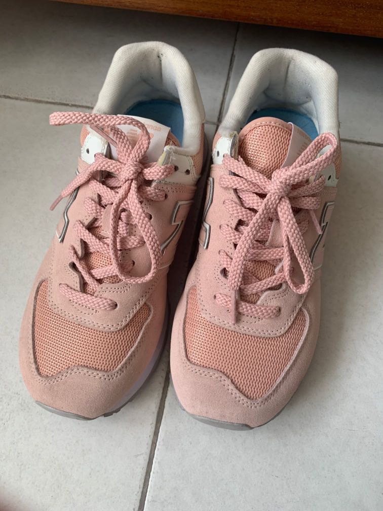 GUCCI Peggy Platform Sneakers 38 - More Than You Can Imagine