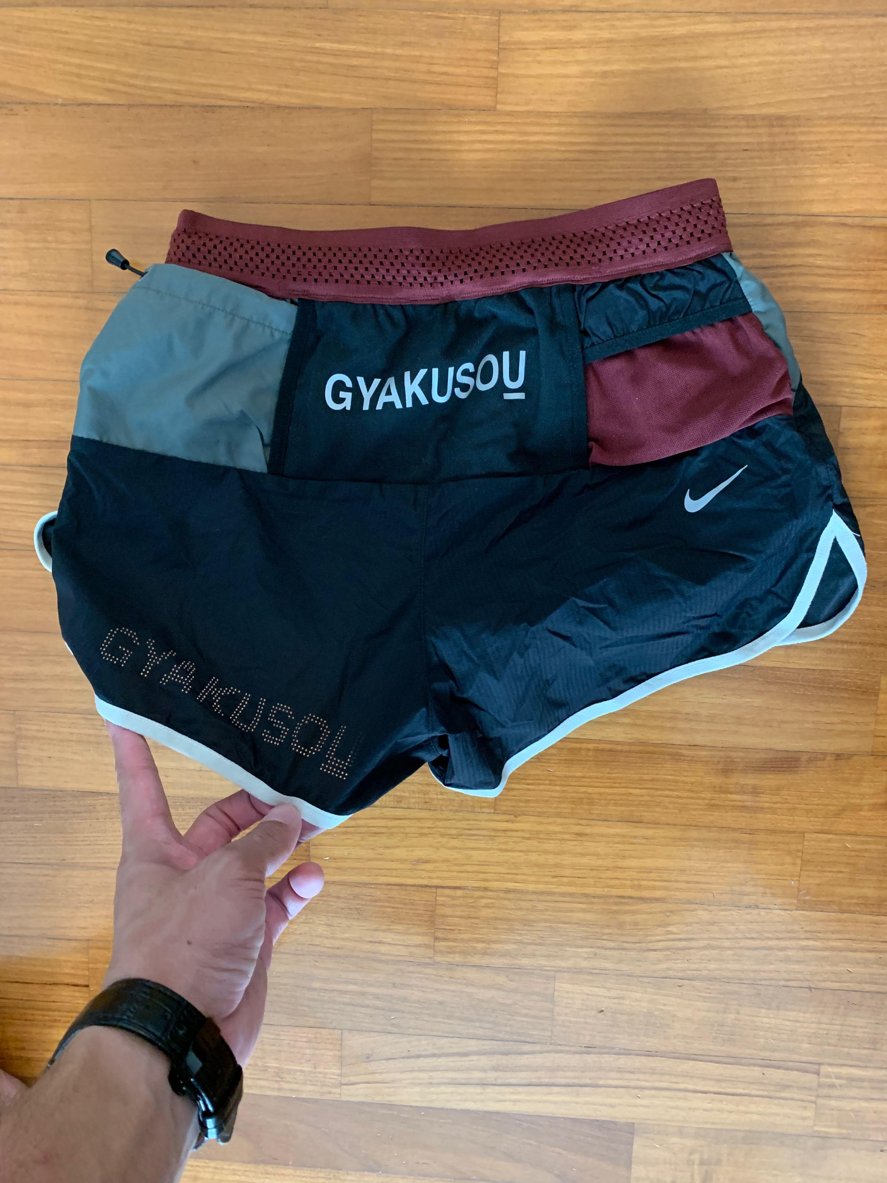 gyakusou running shorts