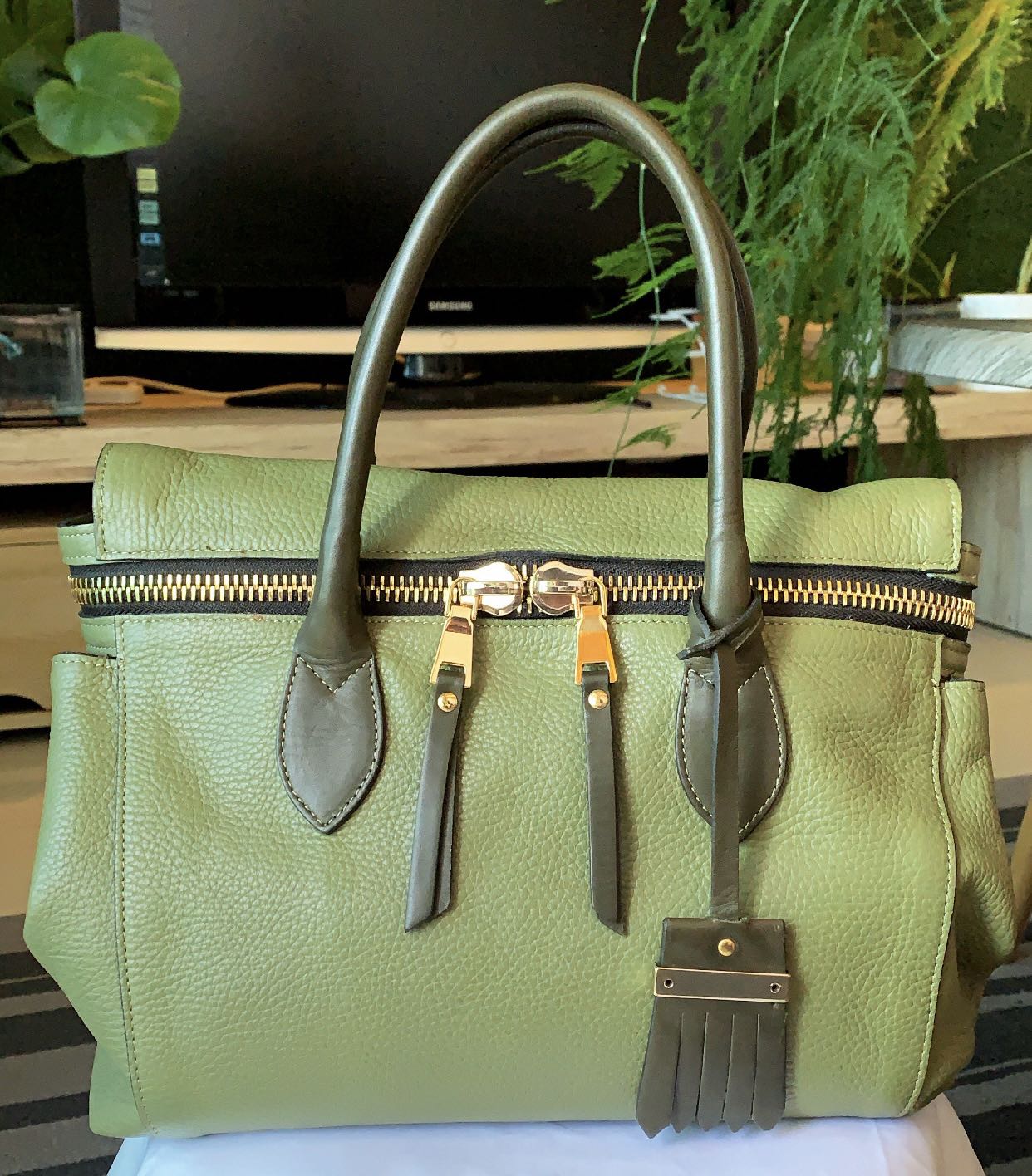 Peruzzi purse sale