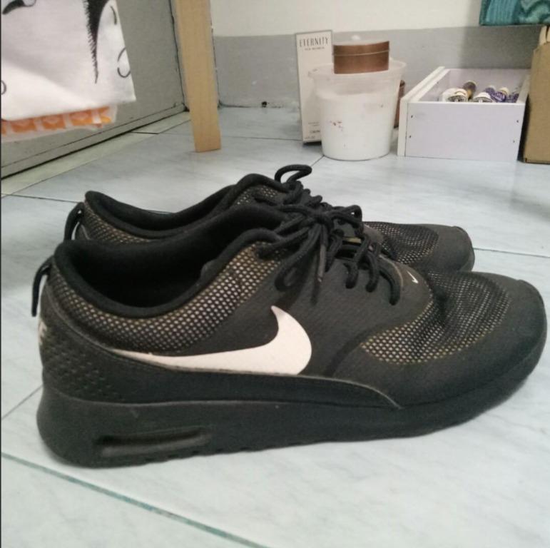 Nike air max thea 8.5 clearance