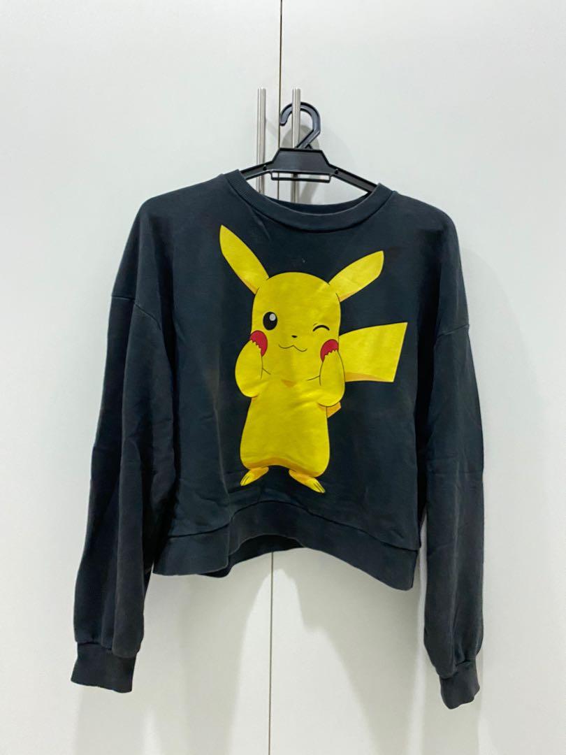 Pull and bear pokemon sweatshirt best sale