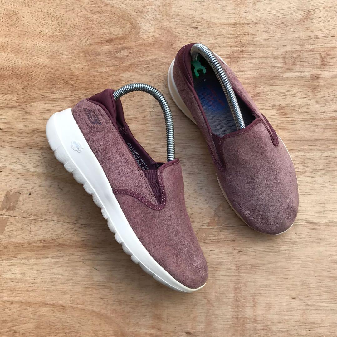 SKECHERS GO WALK SLIP ON SIZE 4UK Women s Fashion Footwear