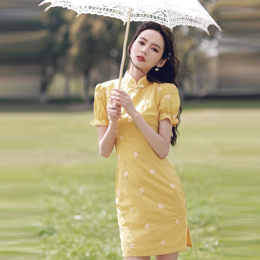 Yellow qipao best sale