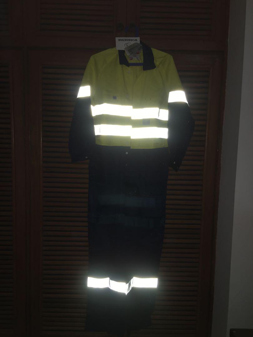 Drill Coveralls with 3M Reflective Tape (Category: Coats, Jackets and Outerwear) located in Quezon City. Submitted by tsal89 (Listing ID 1134170646, Image 2). Description: From Australia. Please see pics for details..
