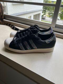 adidas originals superstar 2 spray the rainbow