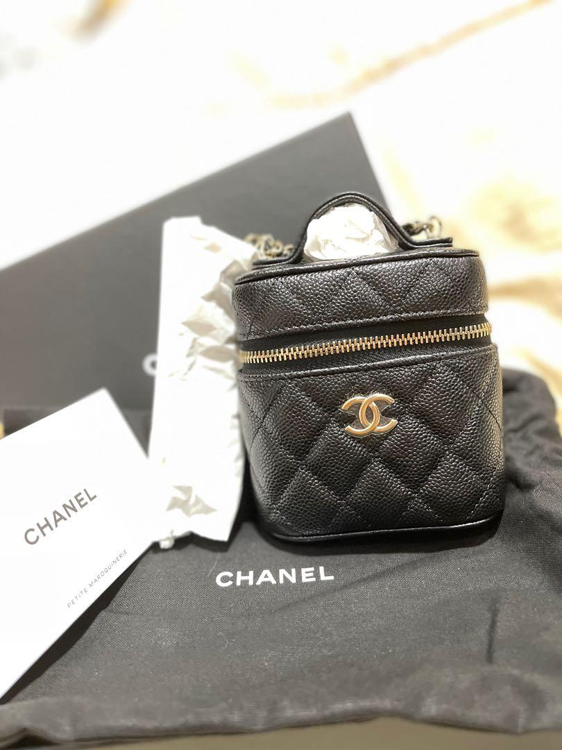 BN Chanel Small Vanity with Chain, Women's Fashion, Bags & Wallets,  Cross-body Bags on Carousell