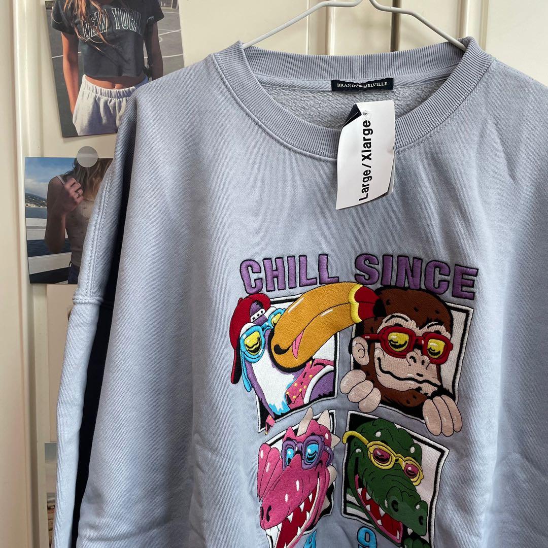 Brandy melville 2025 chill since sweatshirt