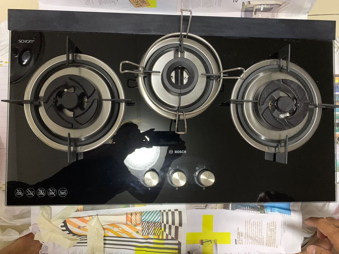 Bosch gas stove PBD7331SG, TV & Home Appliances, Kitchen Appliances