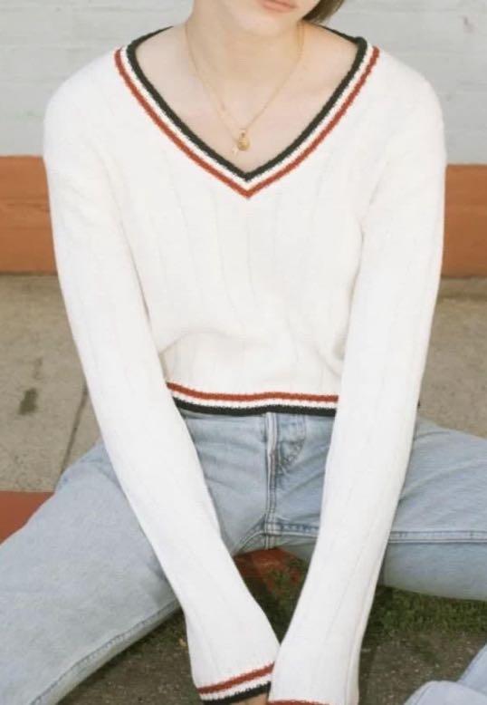 Brandy melville nicole sweater outlet