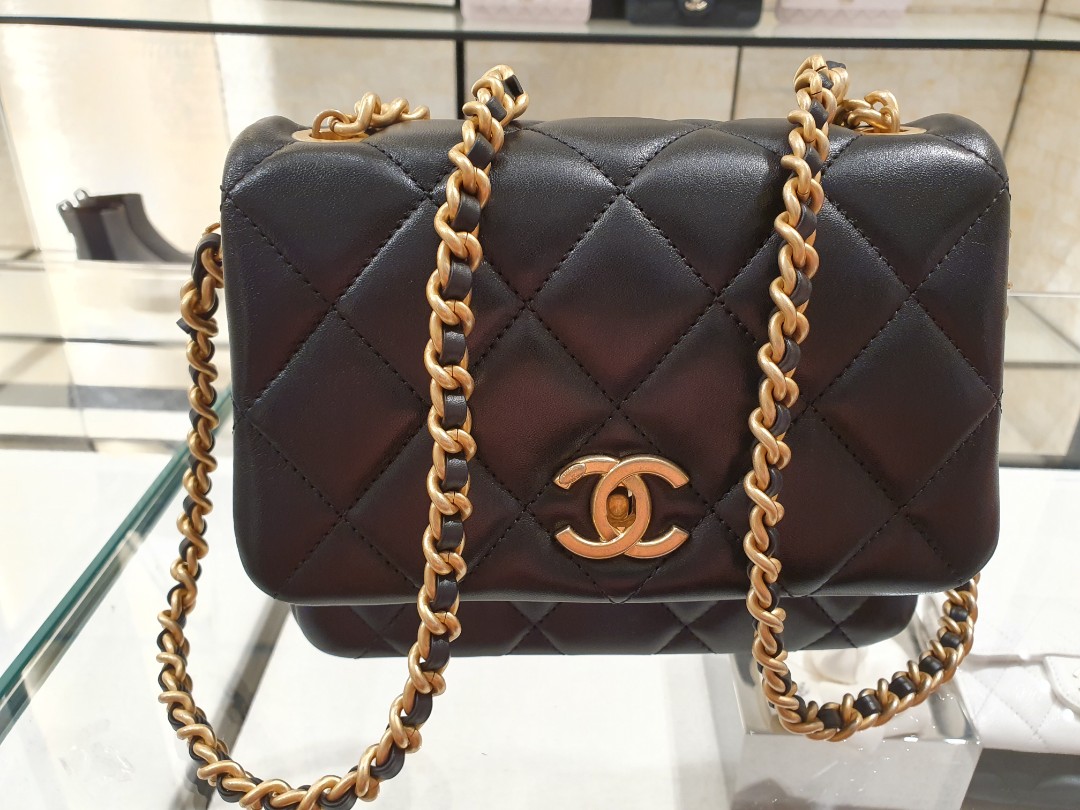 Chanel 21 bag online