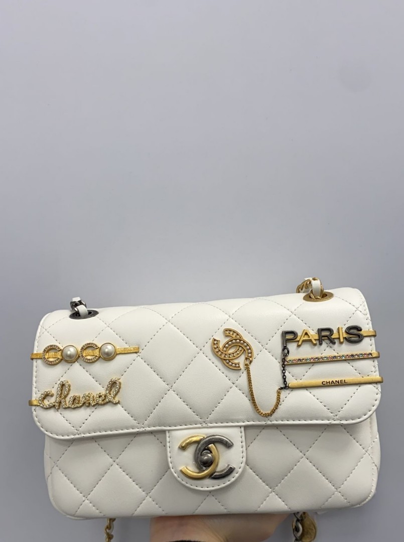 Chanel 22C Medium Seasonal Flap, Luxury, Bags & Wallets on Carousell