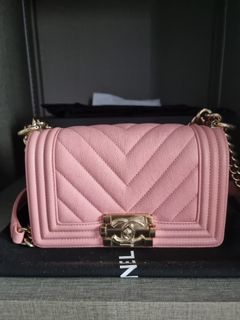 （分類：）位於 。 由 bagl0ver 提交（商品編號 1134182443，圖片 1）。簡介： 。
