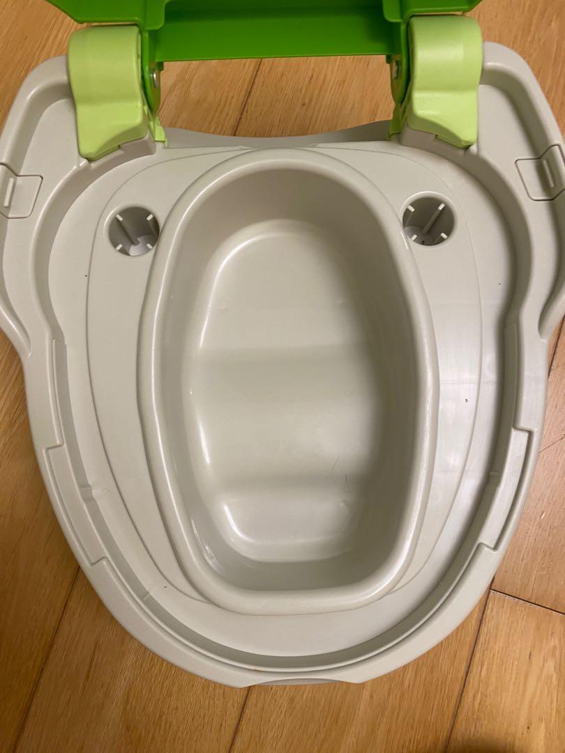 Combi baby step up potty 分段式訓練便廁, 兒童＆孕婦用品, 洗澡及換尿片, 洗澡及換尿片 - 清潔用品 ...