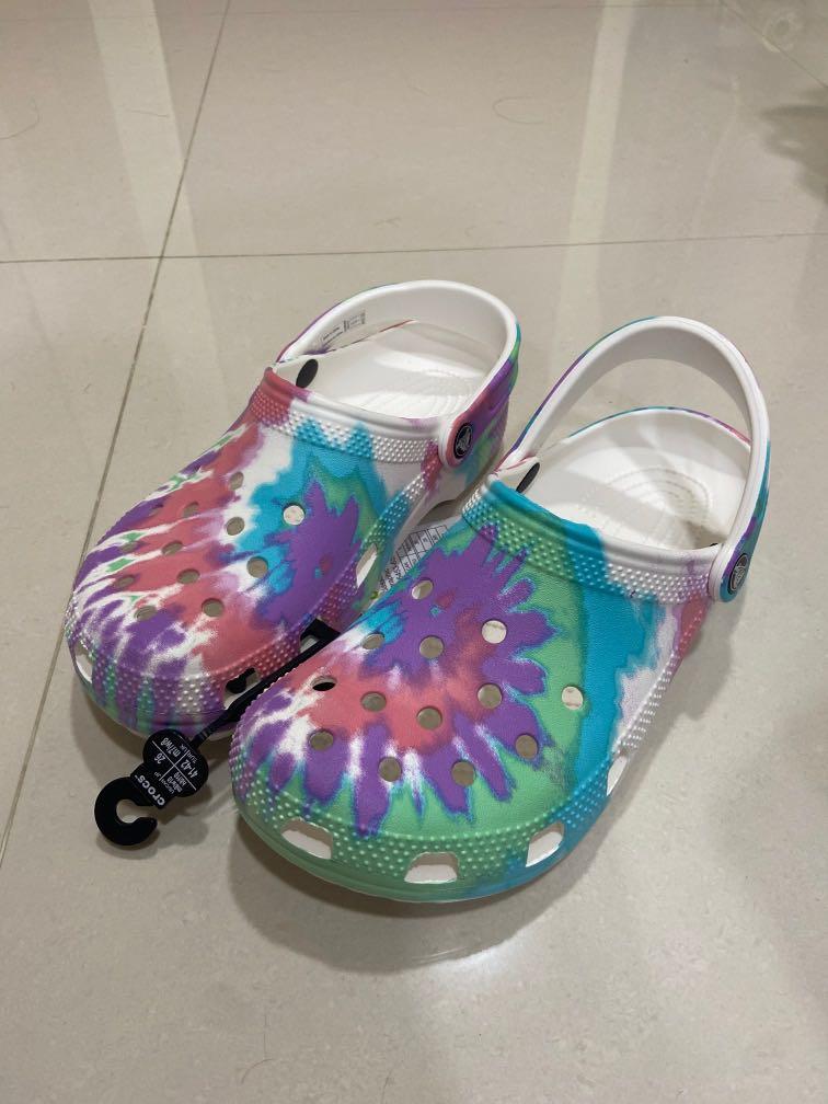 Crocs Classic Tie Dye Graphic Clog Jibbitz